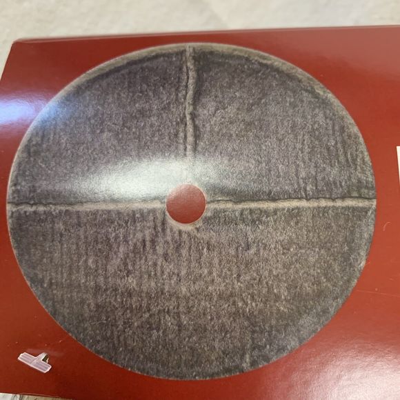 Christmas Tree Skirt Faux Fur Fluffy Fashion Elegant Bottom Decor Artificial - Picture 6 of 7